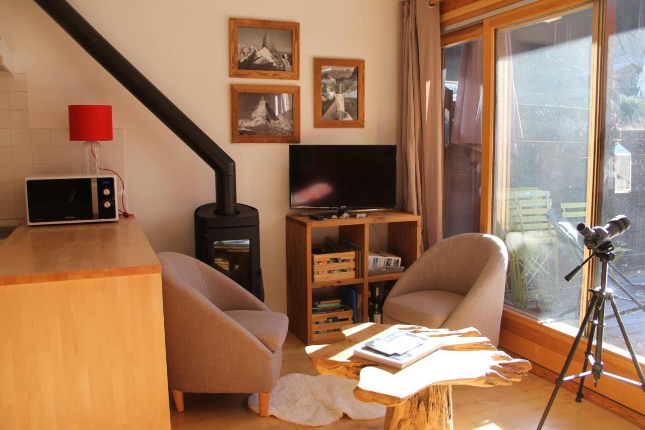 Comfortable Apartment With Terrace In Шамони Екстериор снимка